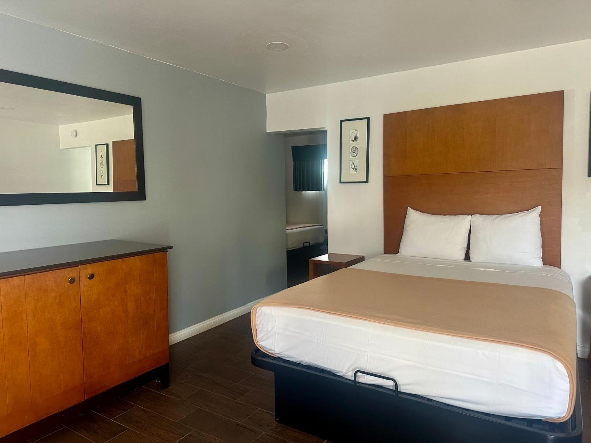 Oceanside Inn & Suites Εξωτερικό φωτογραφία