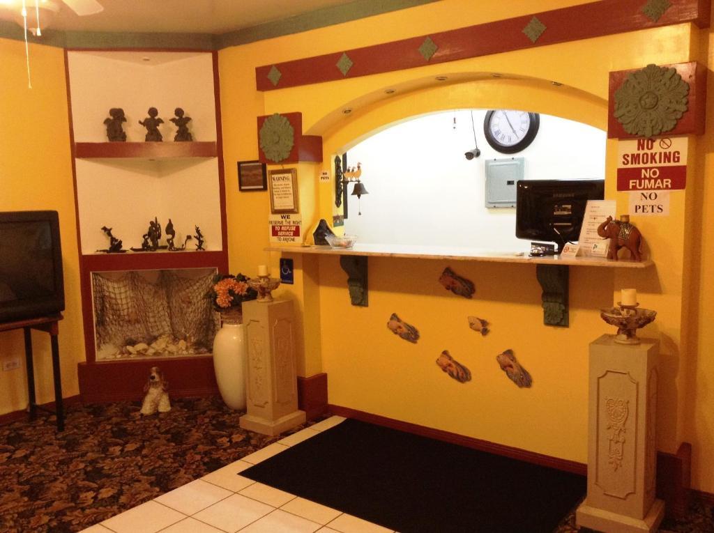 Oceanside Inn & Suites Εξωτερικό φωτογραφία