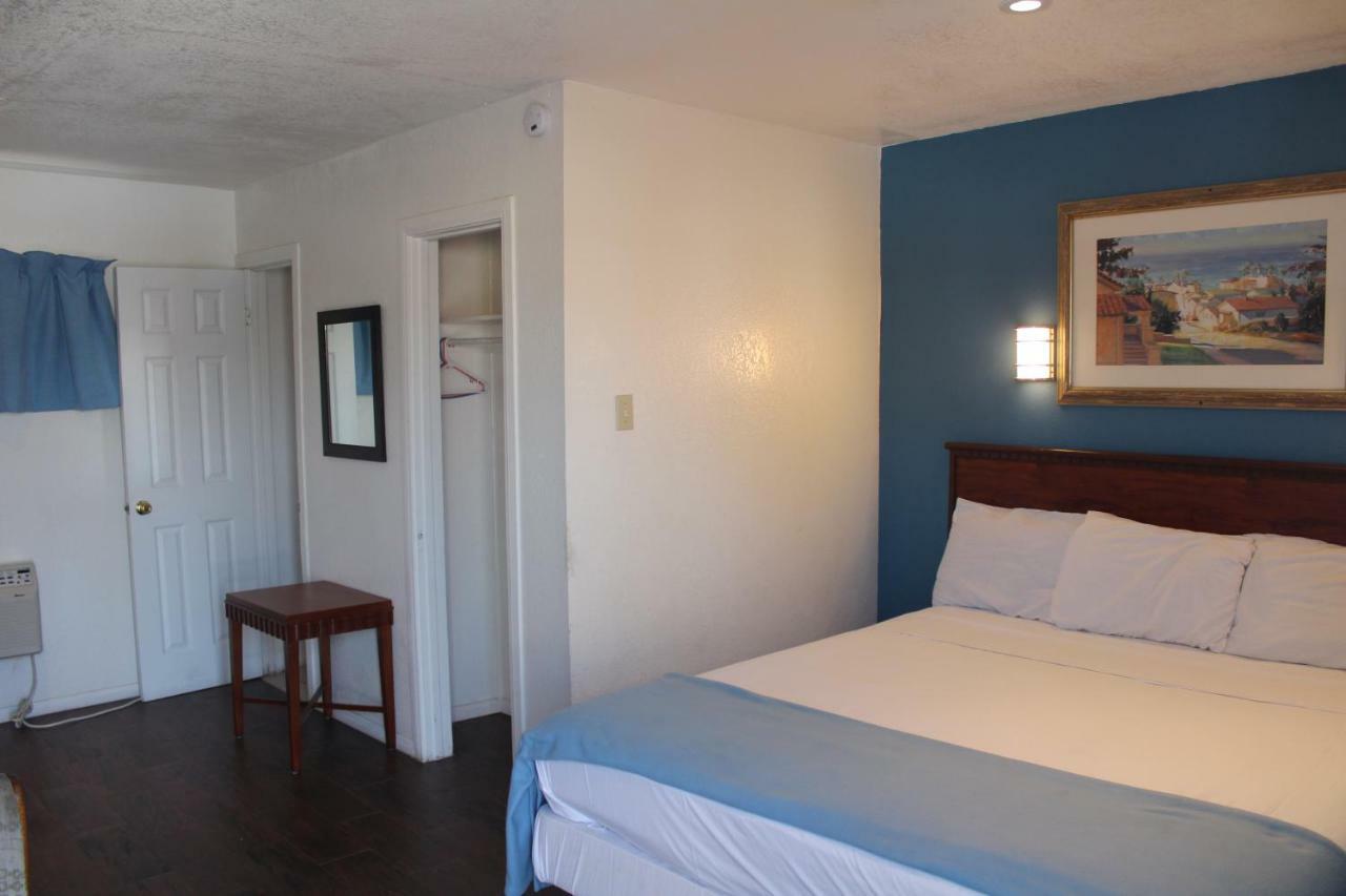 Oceanside Inn & Suites Εξωτερικό φωτογραφία
