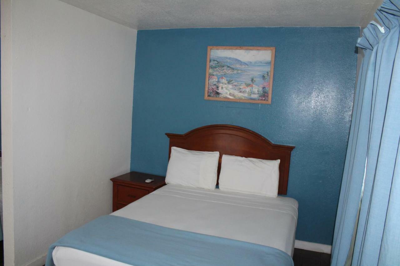 Oceanside Inn & Suites Εξωτερικό φωτογραφία